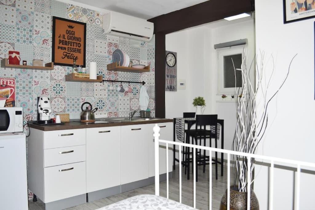 Casa Mya - Studio Flat Νάπολη Εξωτερικό φωτογραφία